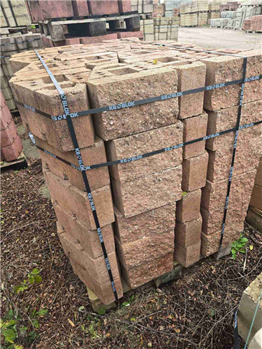 GEOSTONE miniFLAT 1/4 štípaný Skořicová NESTANDARD