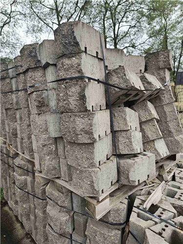 GEOSTONE miniBENT 1/4 štípaný Přírodní NESTANDARD