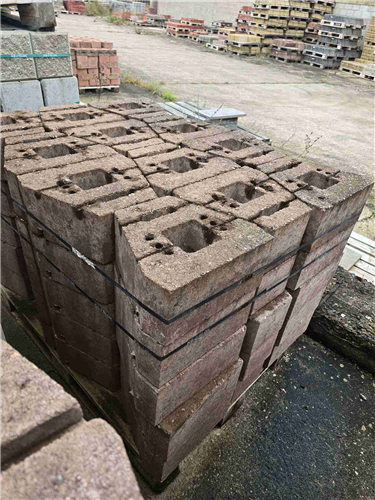 GEOSTONE miniFLAT hladký Hnědá NESTANDARD