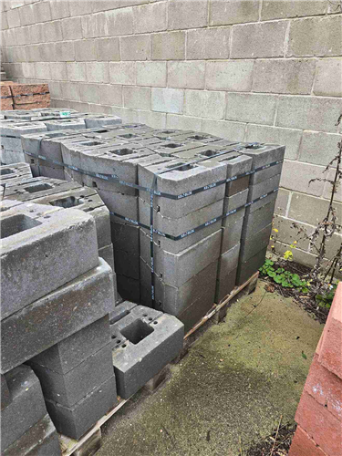 GEOSTONE miniFLAT hladký Černá NESTANDARD