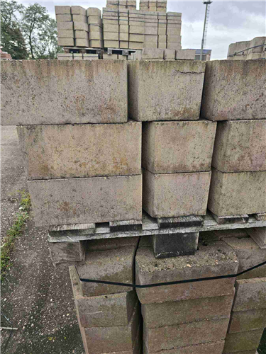 GEOSTONE miniFLAT hladký Žluto-hnědá NESTANDARD